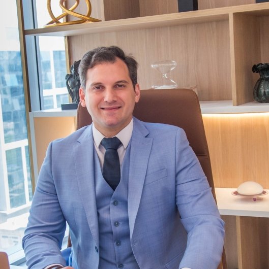 Dr. Leonardo Bonatto