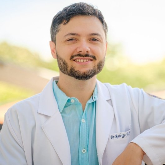 Dr. Rodrigo Florence Penteado Vilela