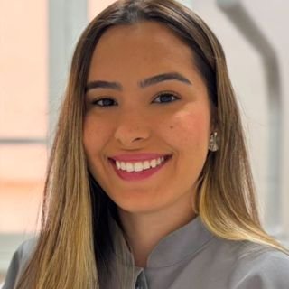 Dra. Paula Patrony