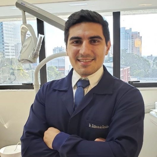 Dr. Guilherme Moreira de Carvalho