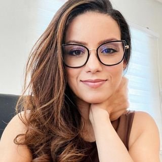 Dra. Sheila Ferreira Fernandes