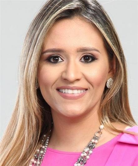 Thais Barreto Lopes