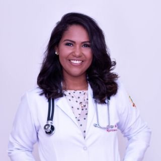 Dra. Geziane Melo