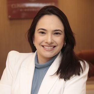 Dra. Karla Amaral