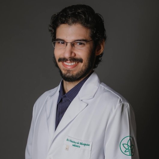 Dr. Vinicius de Mesquita