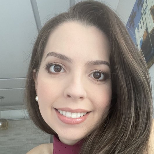 Dra. Mariana Carvalho Gomes Martins Tavares
