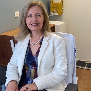 Dra. Luciana Valentini de Melo