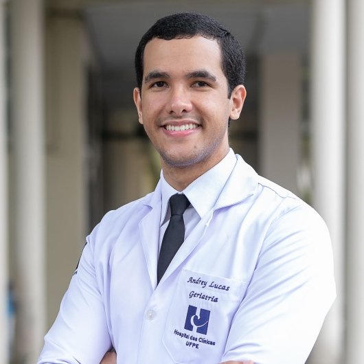 Dr. Andrey Lucas