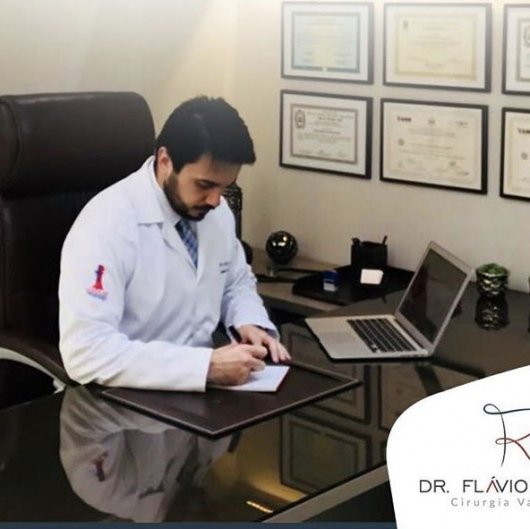 Dr. Flavio Ruzafa