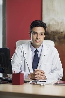 Dr. André Felício