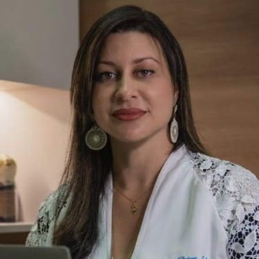 Dra. Clarissa Iole Souza Guia de Britto