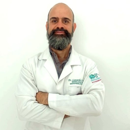 Dr. Leonardo David Crema Miranda