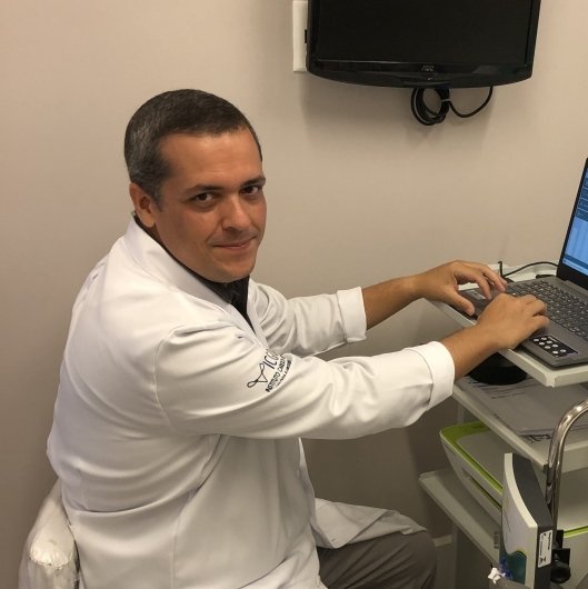 Dr. Leandro Abreu