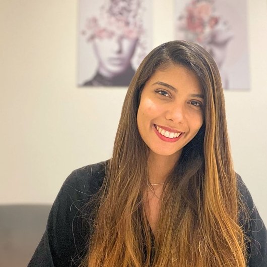 Dra. Júlia Machado Duque