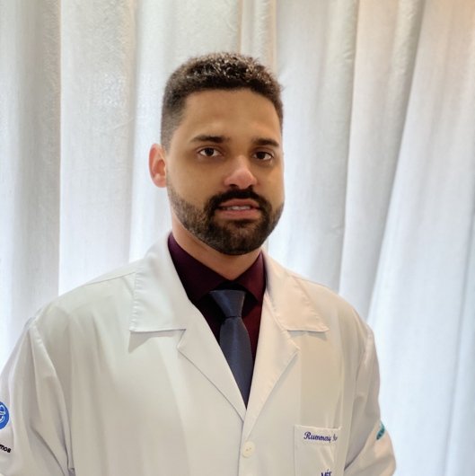 Dr. Rummenig Desidério