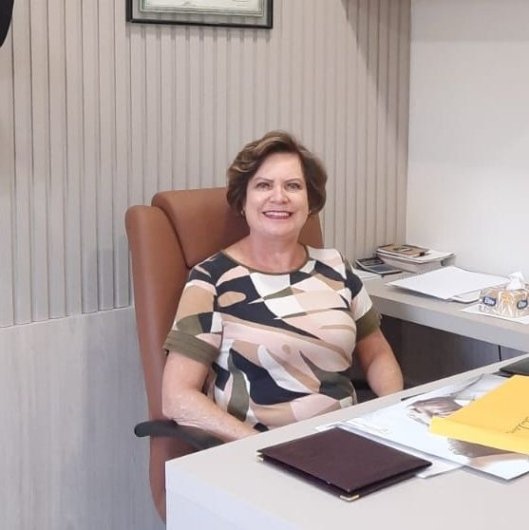 Dra. Adriana Augusta Pimenta de Barros