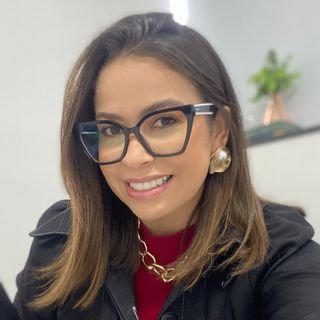 Dra. Luana F. Oliveira