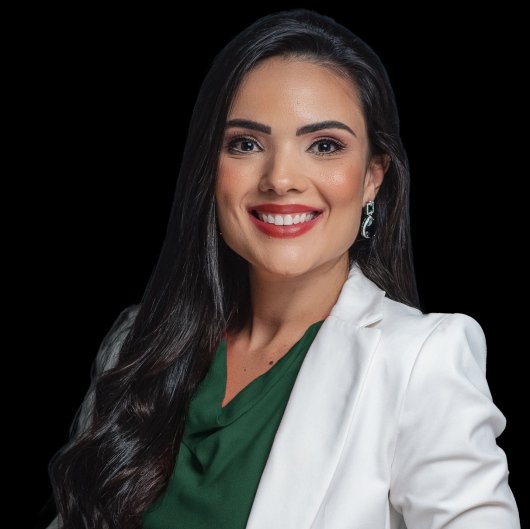 Dra. Ana Cynthia Alves Garcia