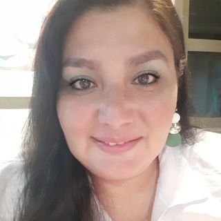 Dra. Viviane Sobania