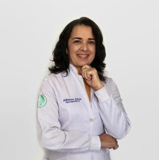 Dra. Albanira Souza