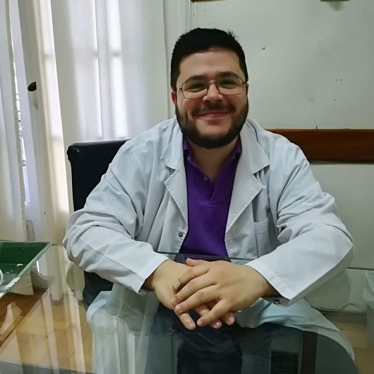 Dr. Camilo Cabrera Bahamón