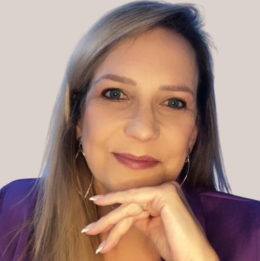 Claudia Schuh