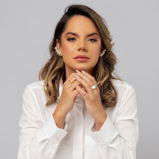 Débora Guimarães Da R. Brito
