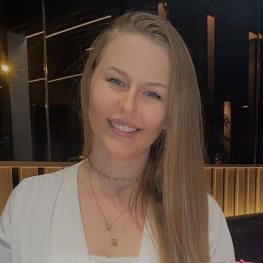 Ana Paula Schone