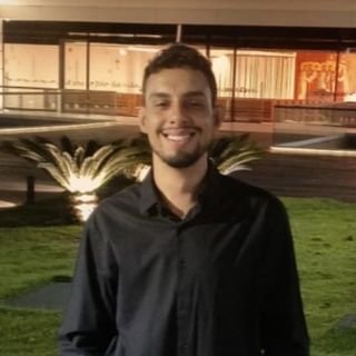 Dr. Gabriel Tomaz
