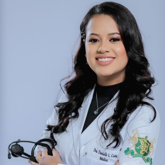 Dra. Danielle Lima da Costa