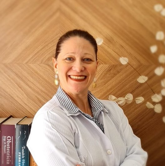 Dra. Andrea Essinger