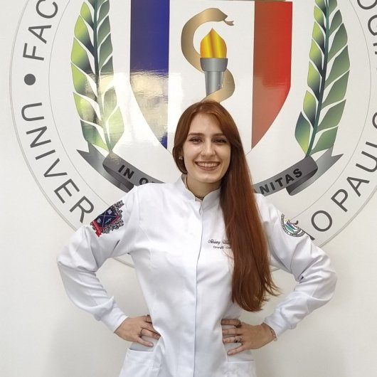 Dra. Adrieny Ullian Bastos
