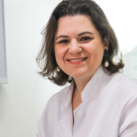 Dra. Cynthia Falbo de Souza E Silva Rodrigues