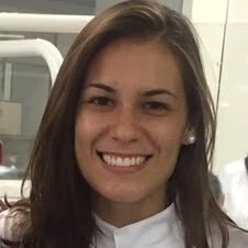 Dra. Samanta Vicente de Oliveira