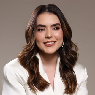 Dra. Ana Flávia Ribeiro