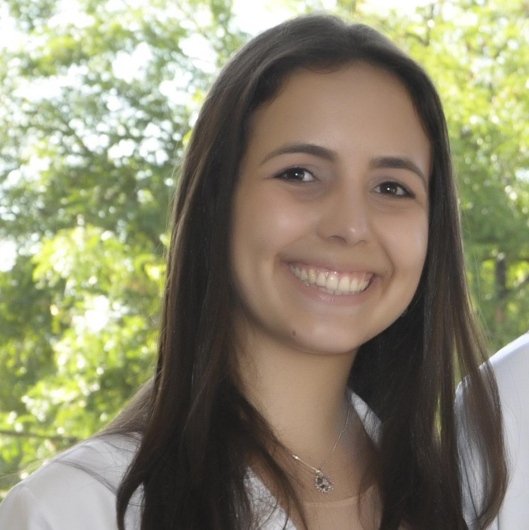 Dra. Fernanda Pedrosa Torres