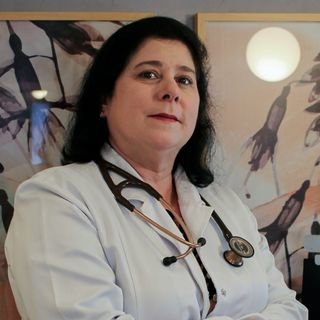 Dra. Rita de Cássia Martins Lacerda