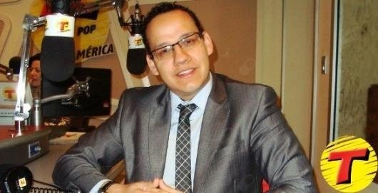 Dr. Leandro Teles