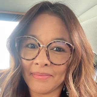 Luciana Naomi Tavaraya Carrer