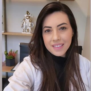 Aline de Menezes