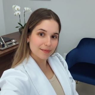 Dra. Laura Simões Cogorno