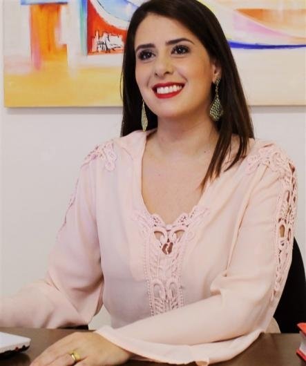 Mariana De Oliveira Civelli Pires