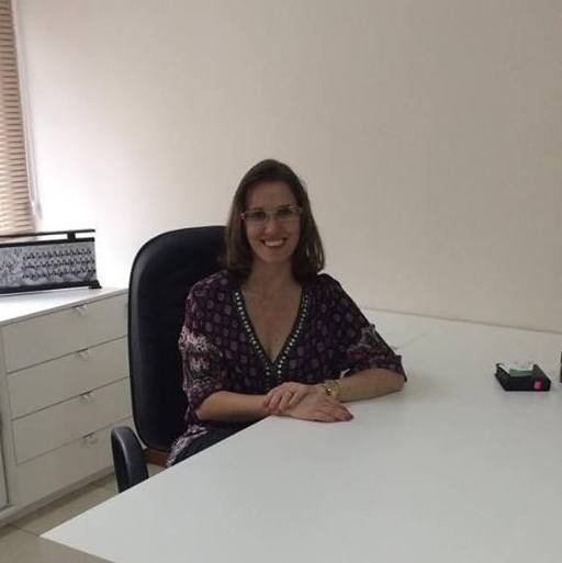 Paula Medeiros Flores Muraro
