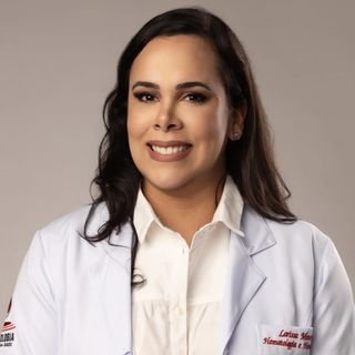 Dra. Larissa Menezes Moraes