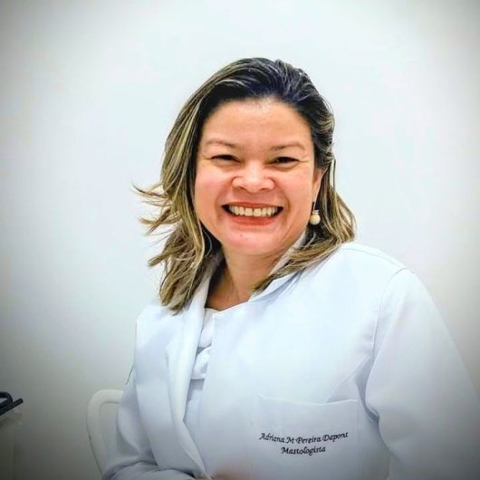 Dra. Adriana Marinho Dapont