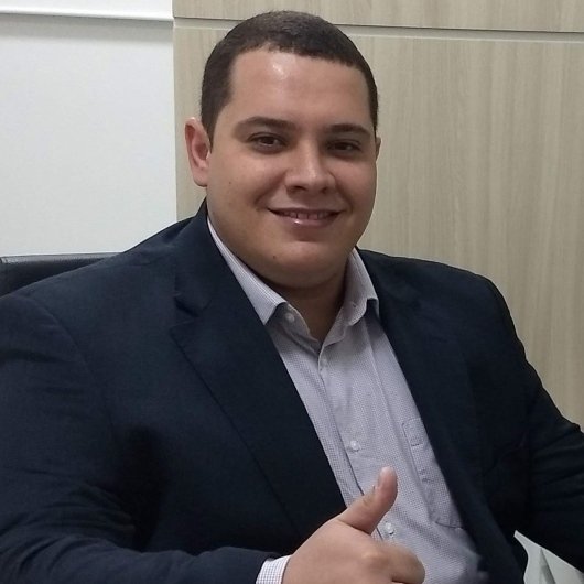 Dr. Regios Juan Ormanezi Ramos