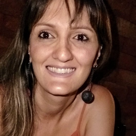 Camilla de Paula Almeida