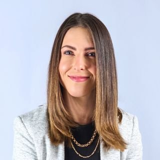 Dra. Camila Callegari Piccinin