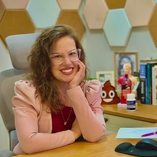 Dr. Fabricia Souza