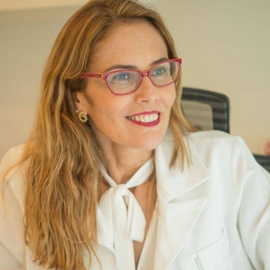 Dra. Monica Dias Cabral